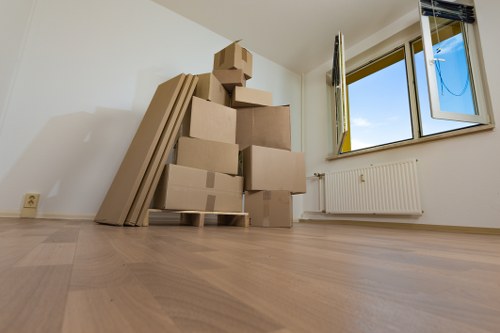 Local moving help for Hammersmith residents and businesses